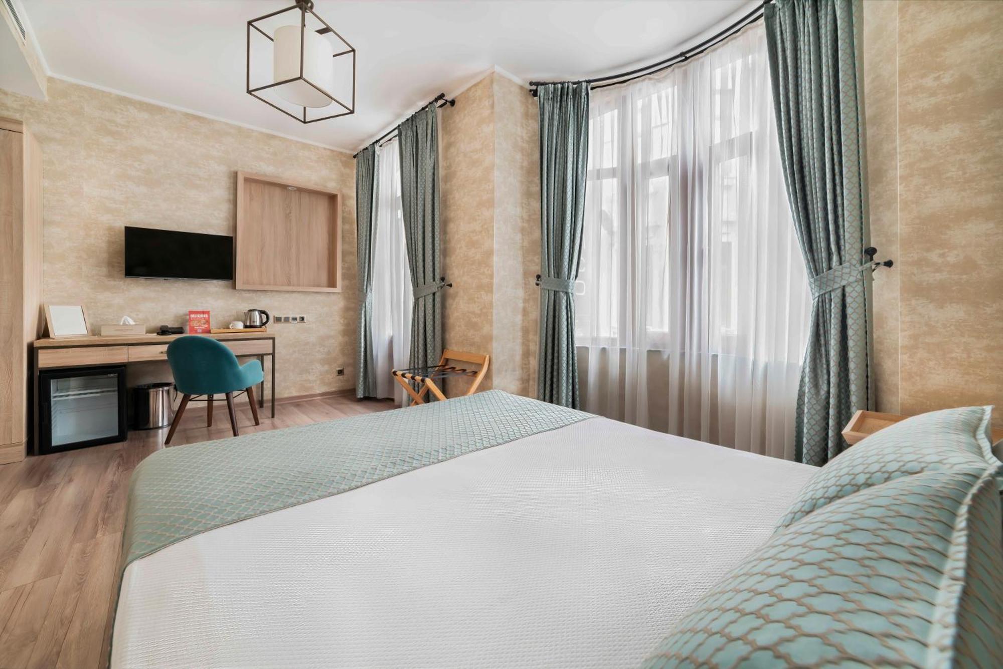 Castle Franco Suites Istambul Extérieur photo