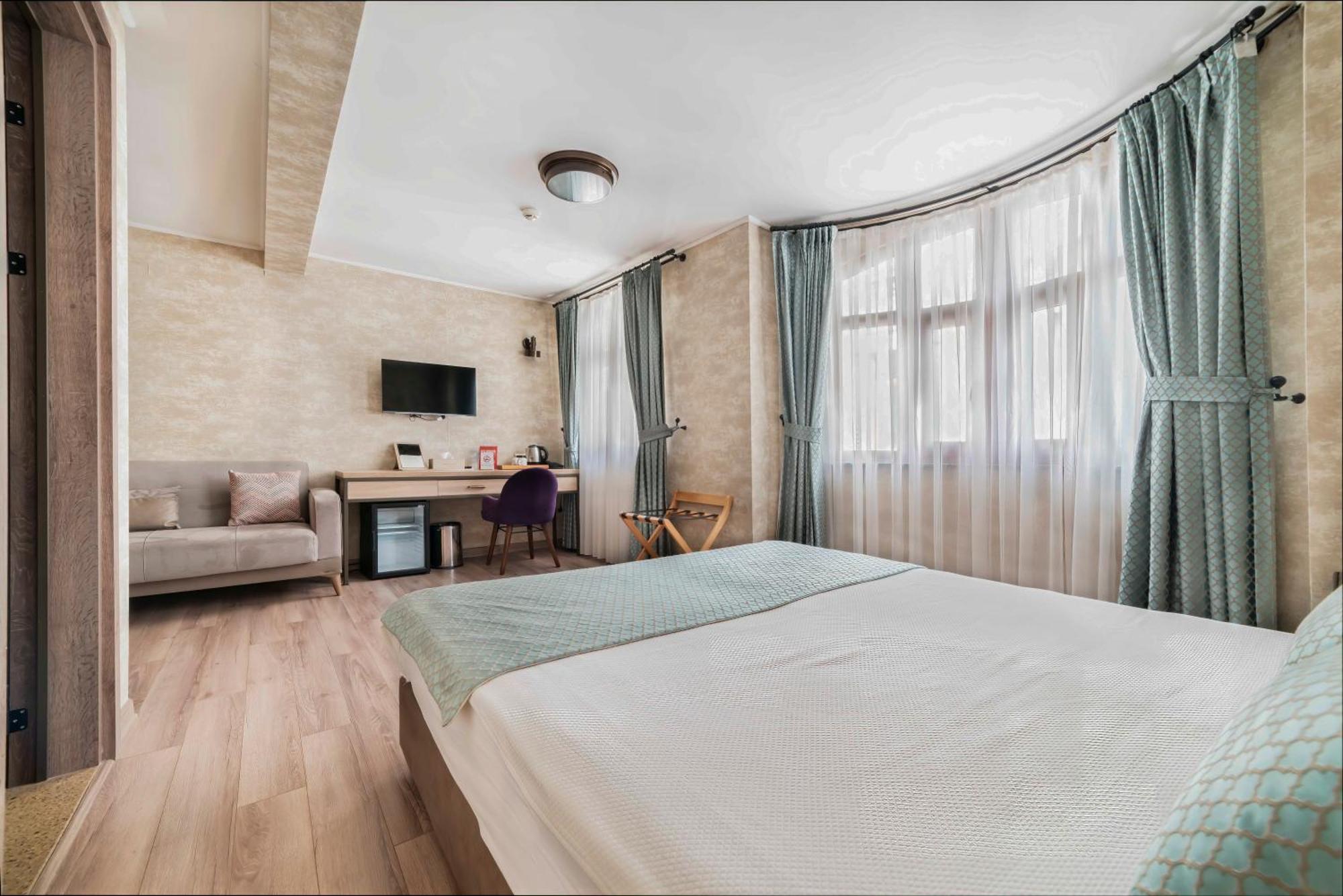 Castle Franco Suites Istambul Extérieur photo